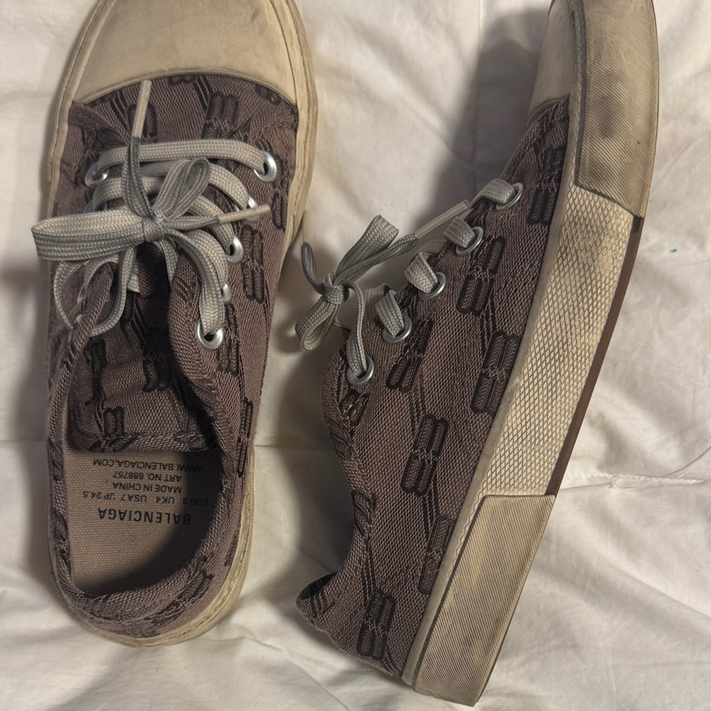 Balenciaga Brown Canvas Logo Low-Top Sneakers with Cream Soles - Picture 2 of 5